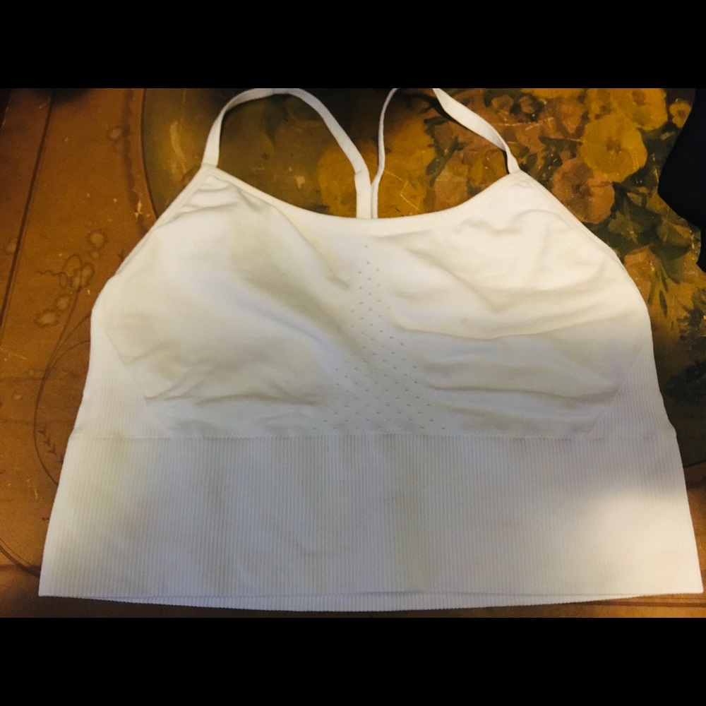 Women’s Razor Back Crop Top - Picture 1 of 3